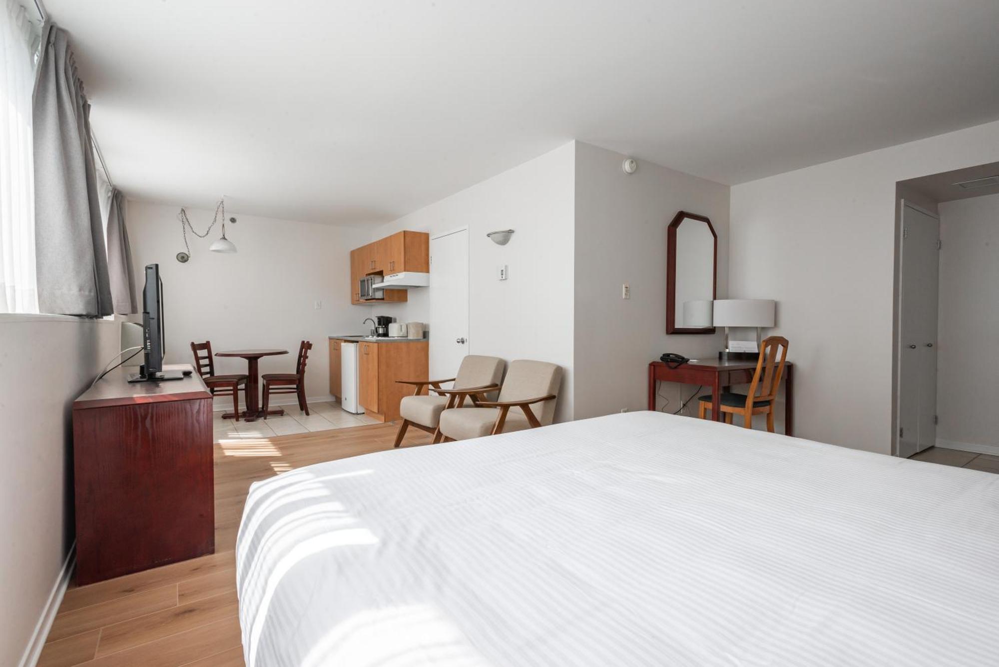 Hotel Les Suites Labelle Montréal Buitenkant foto