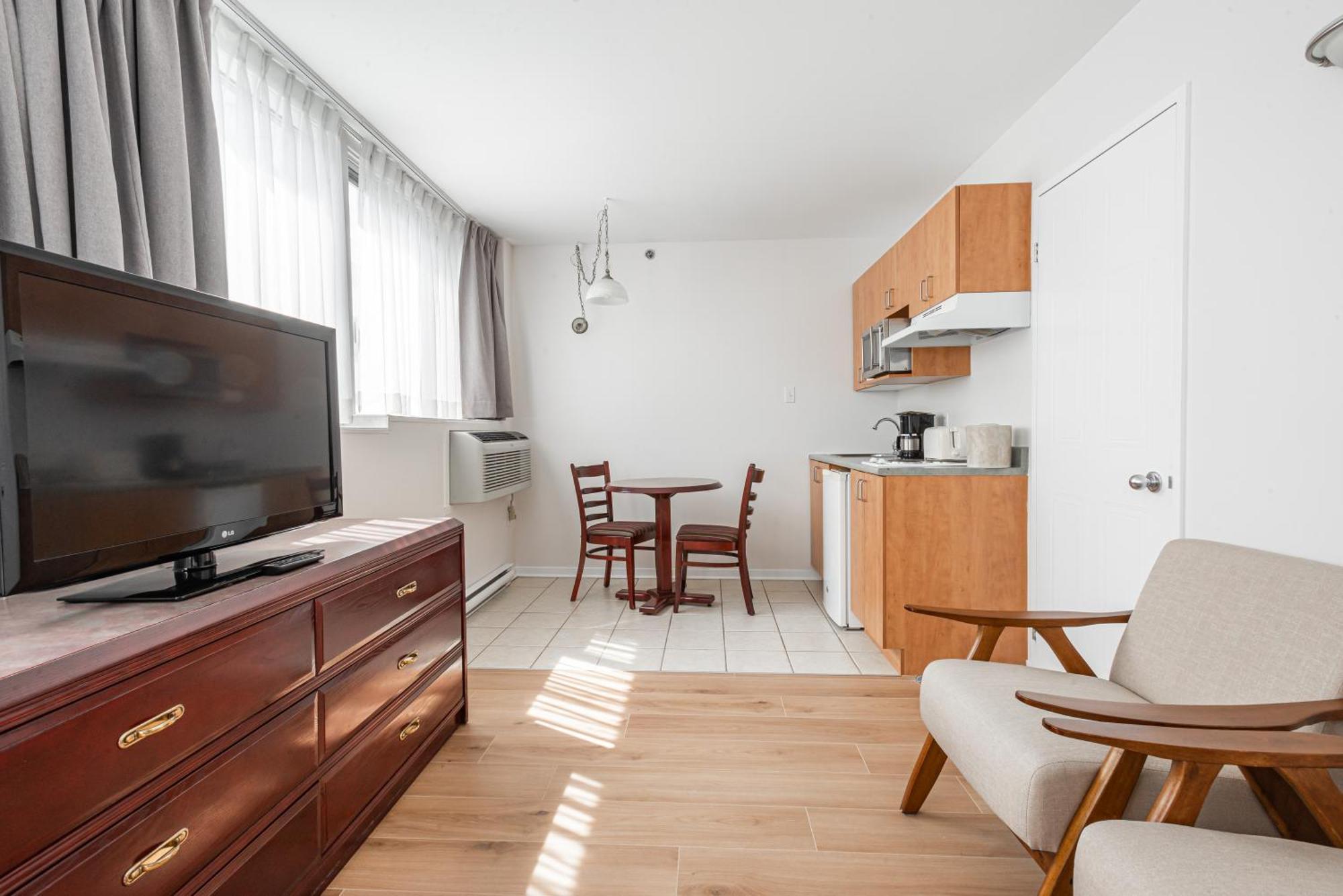 Hotel Les Suites Labelle Montréal Buitenkant foto